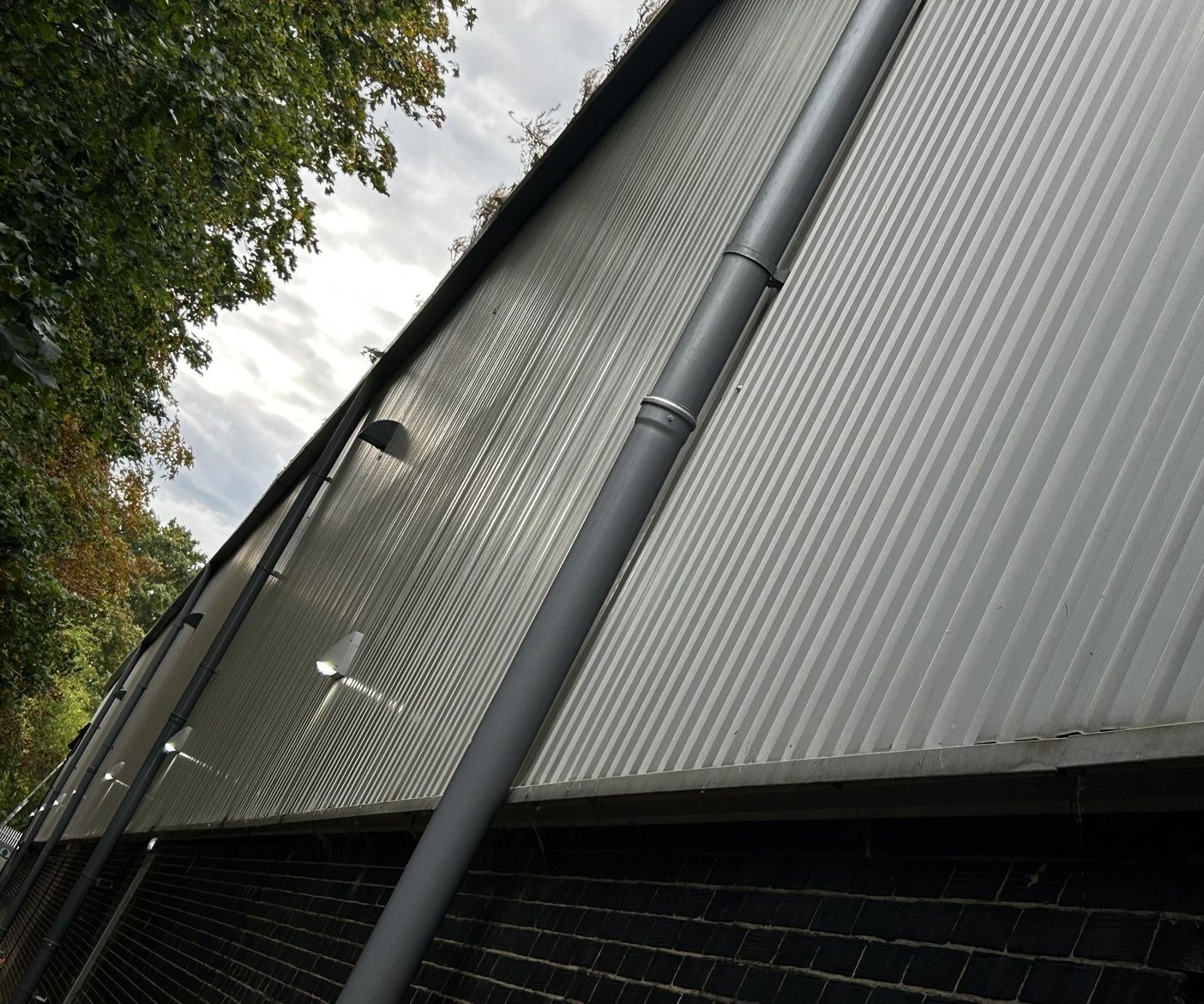Exterior emergency lights at Pikup Padel